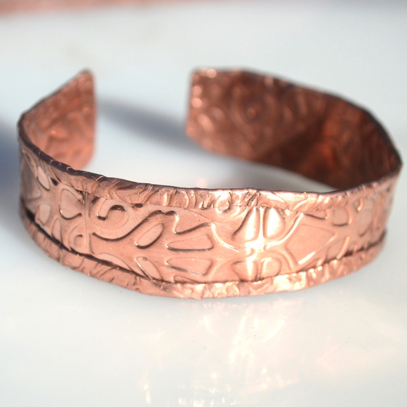 Mens Copper Embossed Cuff Bracelet Arthritis Mans - Picture 5 of 12